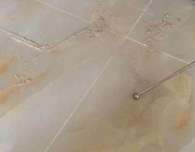 龙岩市瓷砖空鼓维修公司分享粘合剂选择不当在瓷砖铺贴过程中可能导致以下问题
